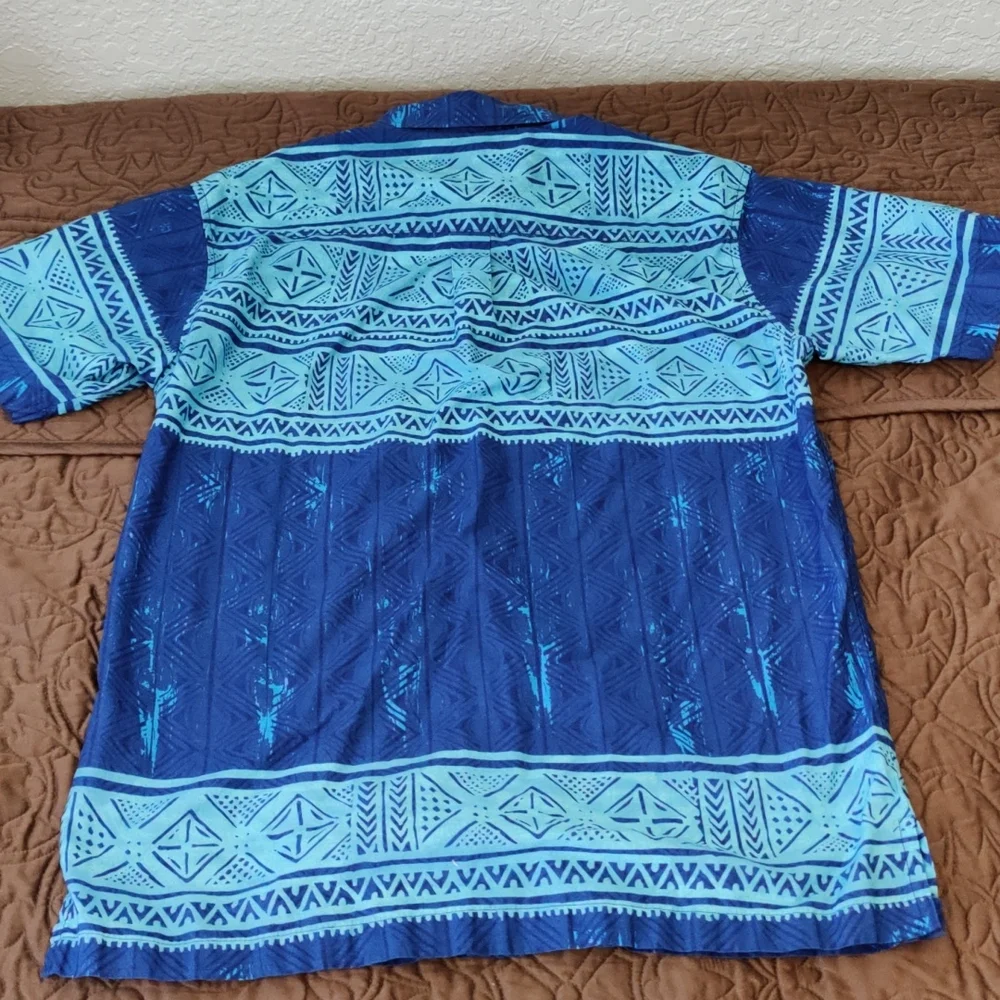 Tanoa Button-up - Picture 4 of 4